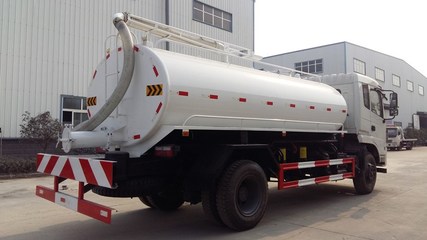 專業(yè)定制廣東東風(fēng)吸糞車，多利卡系列支持分期，高清細(xì)節(jié)圖一覽